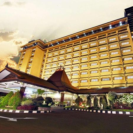 Kartika Chandra Hotel Jakarta Eksteriør bilde