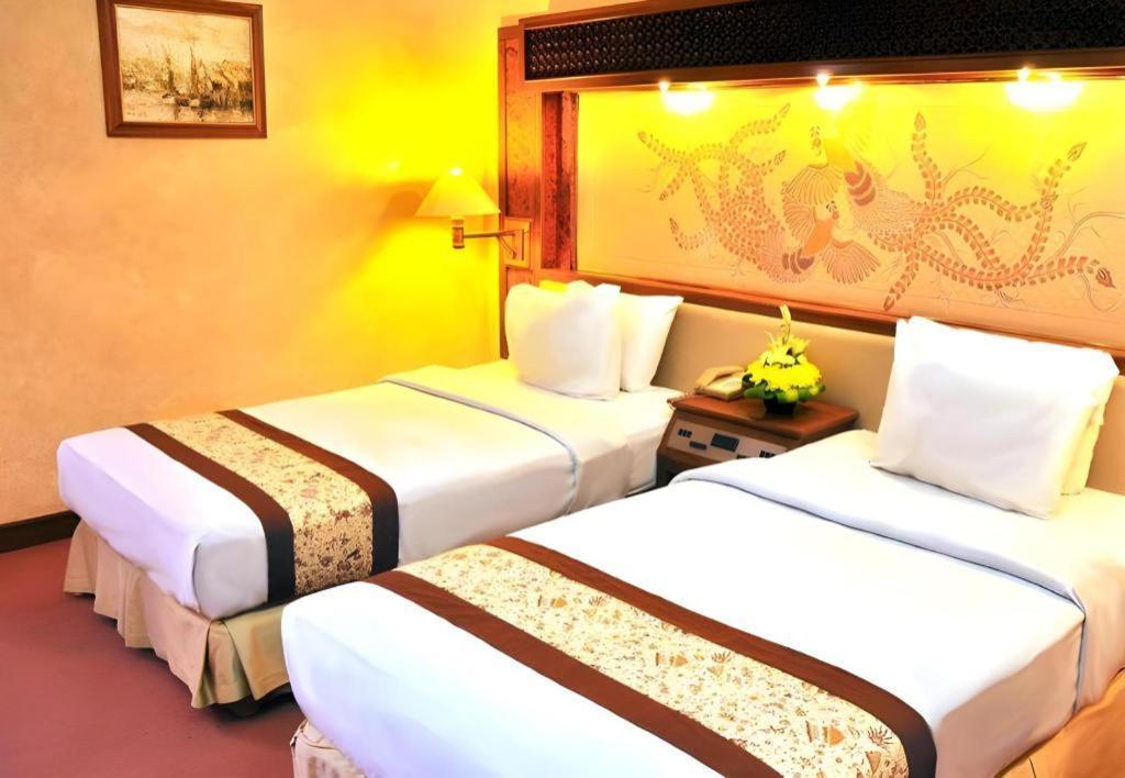 Kartika Chandra Hotel Jakarta Eksteriør bilde