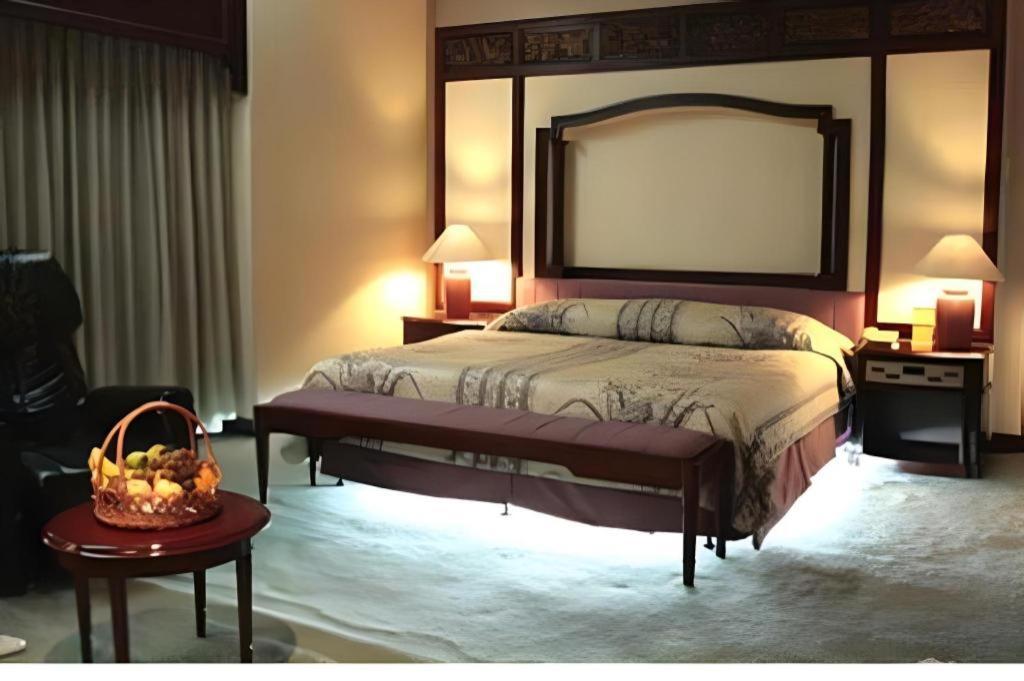 Kartika Chandra Hotel Jakarta Eksteriør bilde