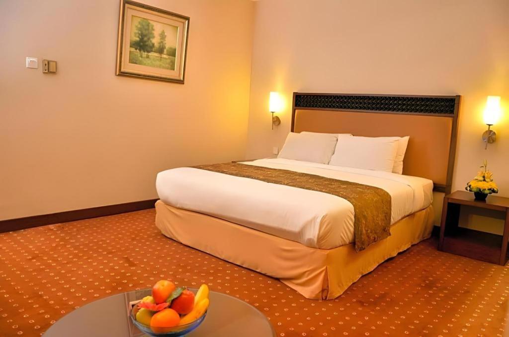 Kartika Chandra Hotel Jakarta Eksteriør bilde