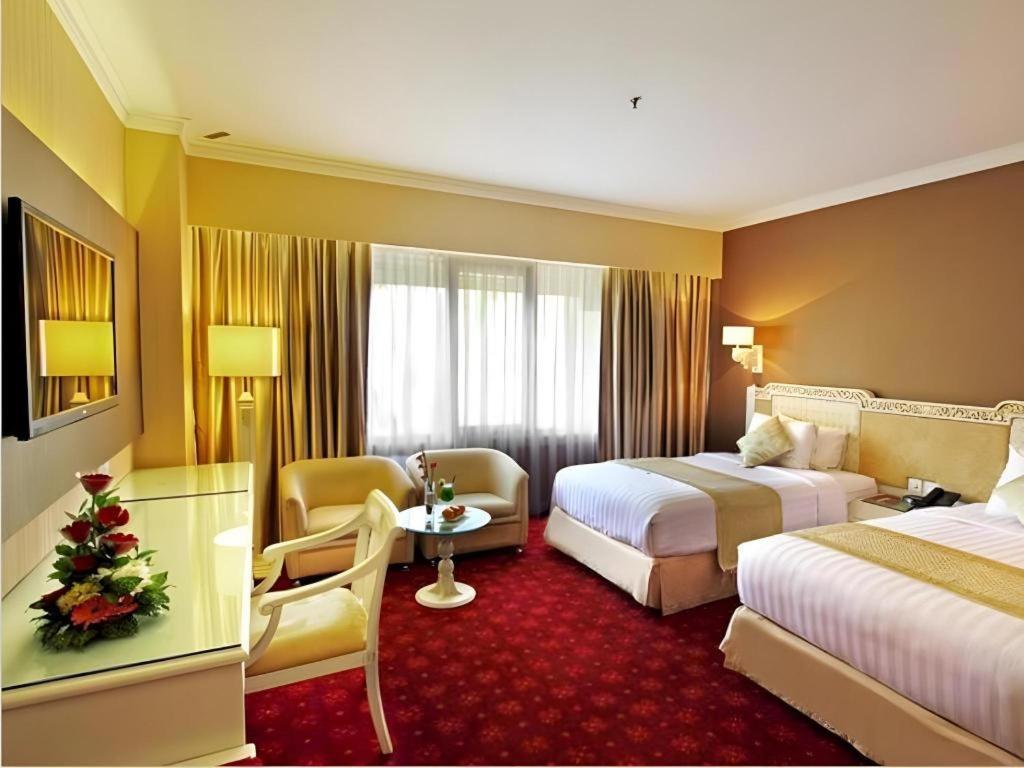 Kartika Chandra Hotel Jakarta Eksteriør bilde