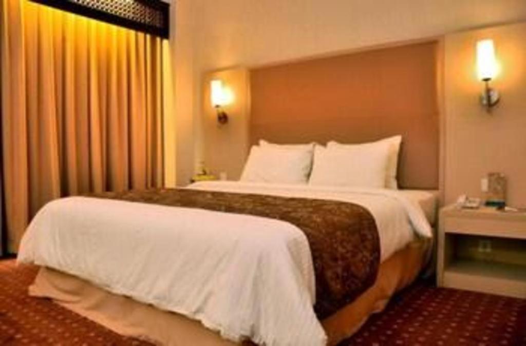 Kartika Chandra Hotel Jakarta Eksteriør bilde
